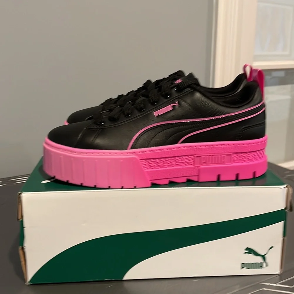 Puma Women's Black and Pink Platform Sneakers - Picture 3 of 6